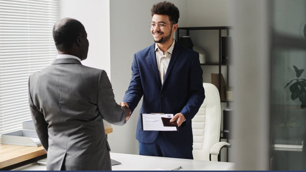 UK Visitor Visa Application Assistance: Complete Guide for Tourists, Family & Business Visitors